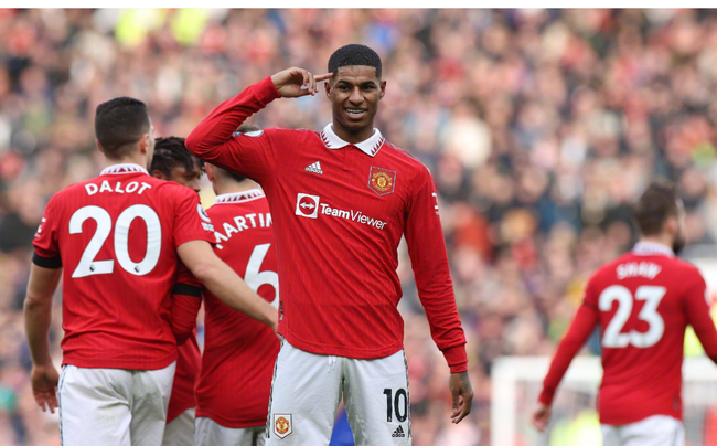 球队跻身到 球队跻身到